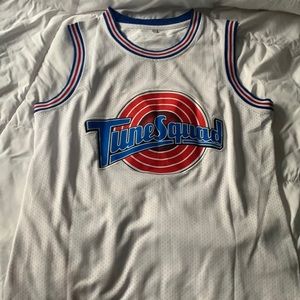 Halloween costume Lola bunny.